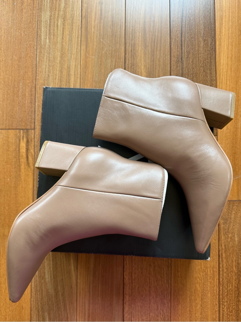 Marc Fisher LTD Jina Nude Ankle Boots in Light Natural 110 w/ Block Heel 7M NIB